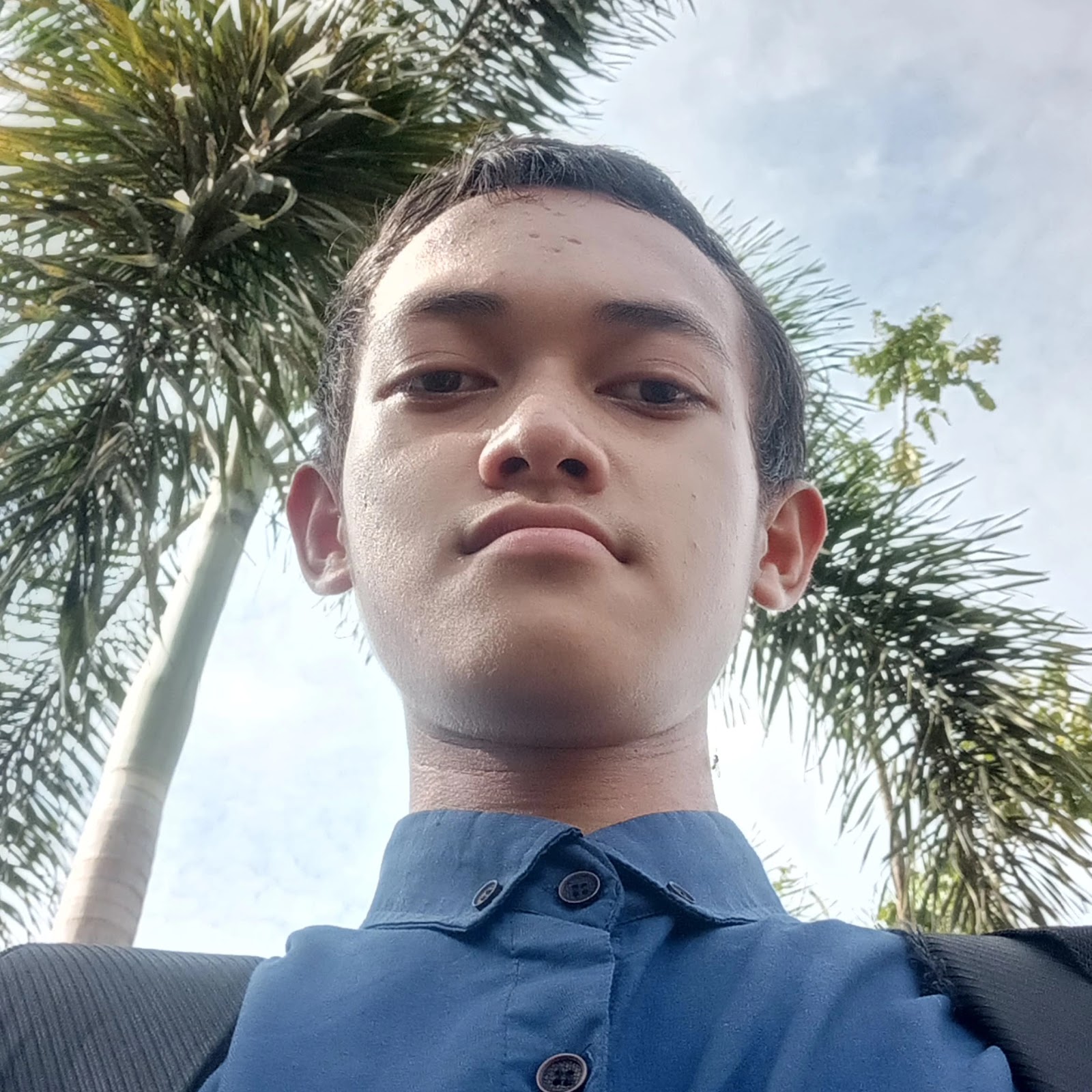 Foto Biodata